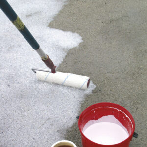 Aplikacja produktem SW SOLID rozcieńczonym z wodą 